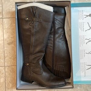 Life stride brown wide calf riding boots size 8 1/2